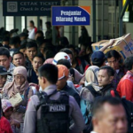 tiket keret api mudik