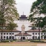 hotel dekat gedung sate bandung