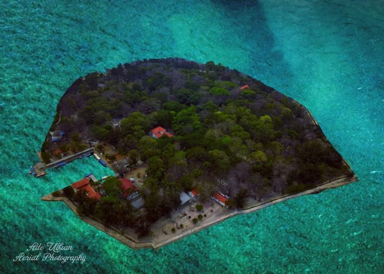 Pulau Onrsust