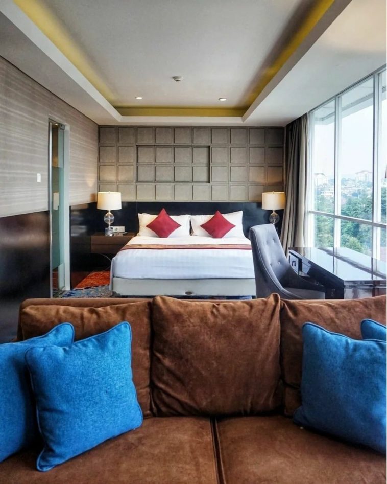 Hotel Aston