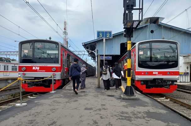 jadwal krl cikarang bekasi